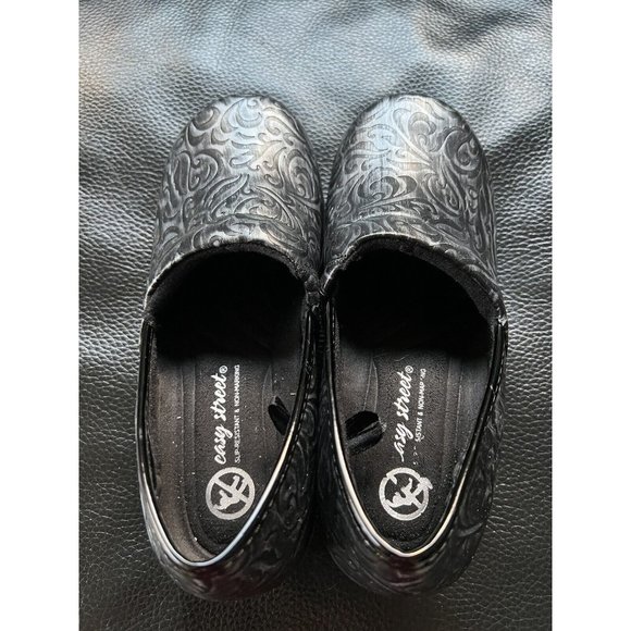 Easy Street Laurie Slip Resistant Comfortable Silver Artisan T1 Shoes Size 6.5M - Picture 2 of 12